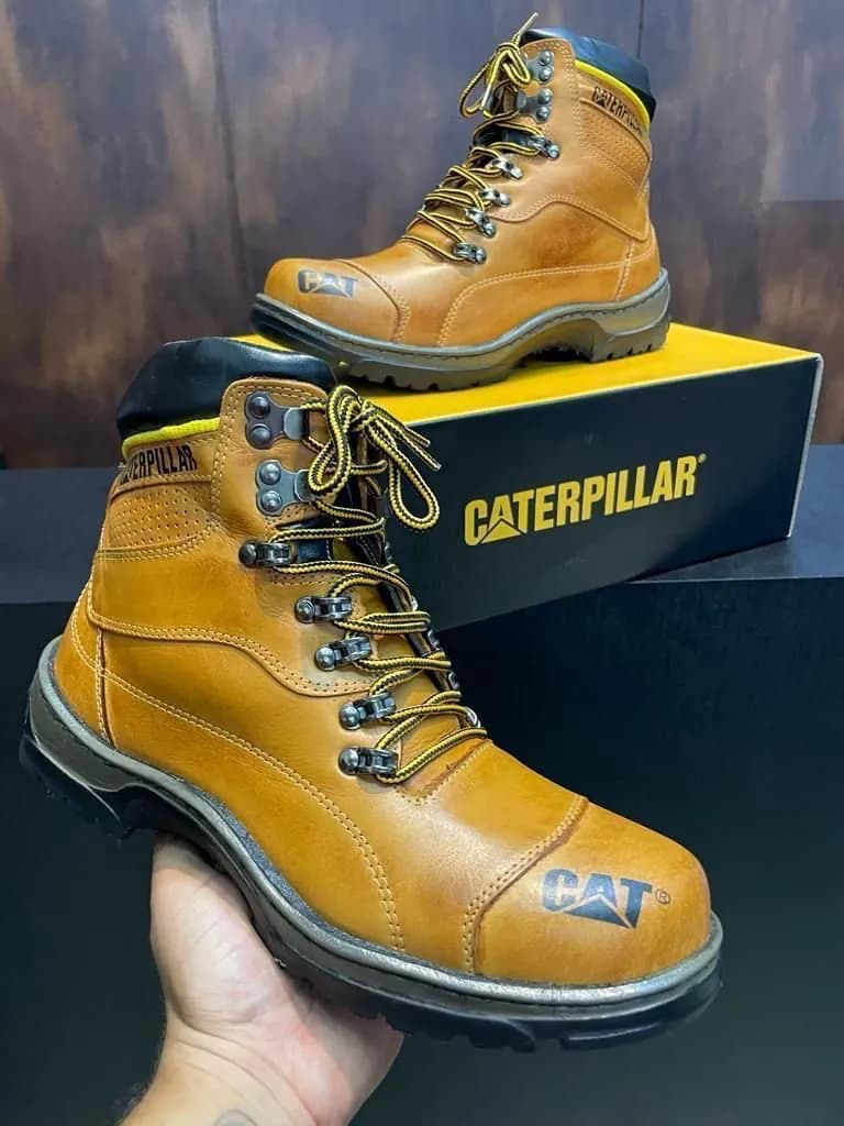 Bota Caterpillar 2061 Couro — foto 1