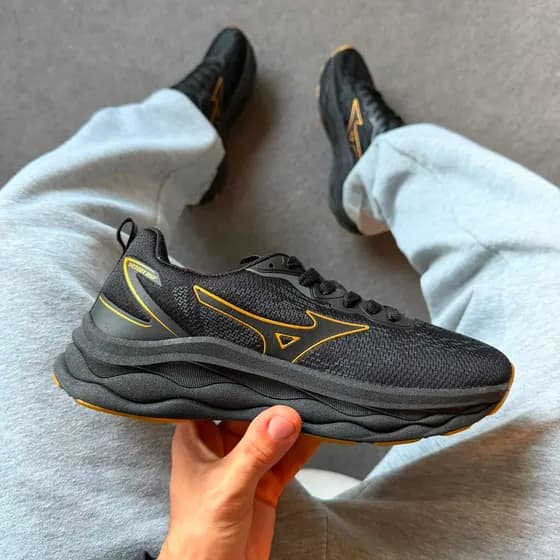 Mizuno Victory RSP Preto/Ouro