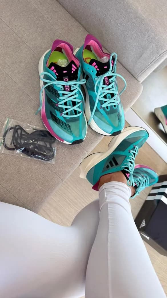 Tênis Adidas Adzero Adios Pro 3 — foto 2