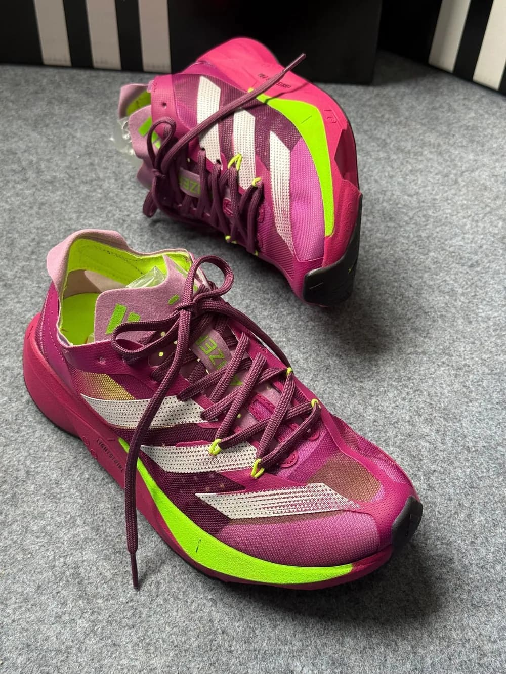 Tênis Adidas Adzero Adios Pro 3 — foto 5