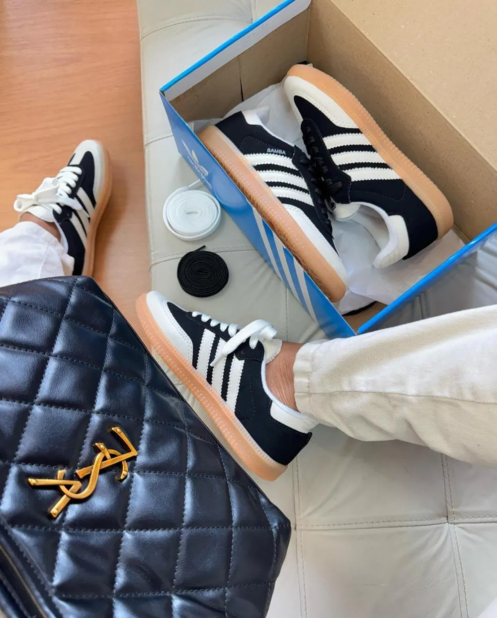 Tênis Adidas Samba Sintético Feminino Preto/Off — foto 4