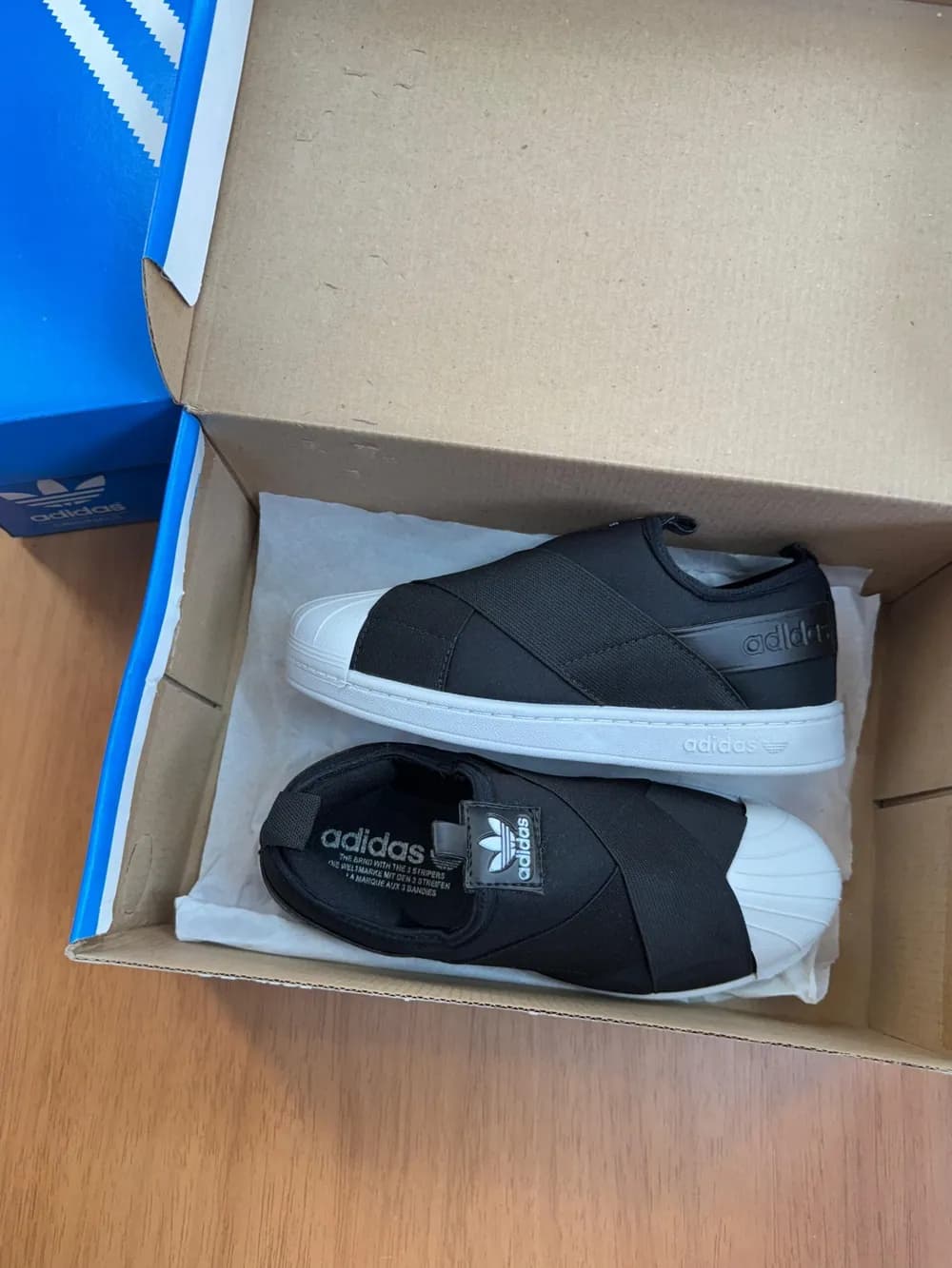 Tênis Adidas Slip On Feminino — foto 3