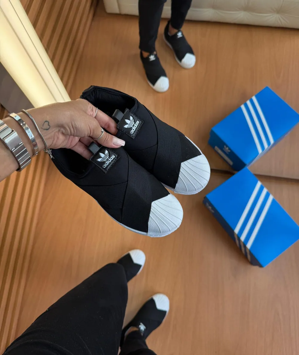 Tênis Adidas Slip On Feminino — foto 4