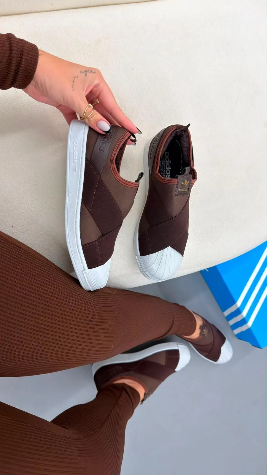 Tênis Adidas Slip On Feminino — foto 2