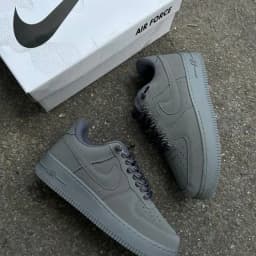 Tênis Nike Air Force