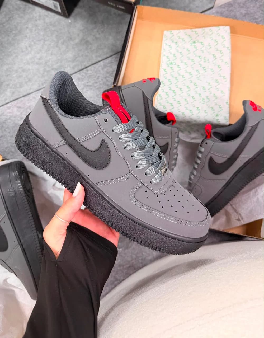 Tênis Nike Air Force Chumbo /Vermelho — foto 2