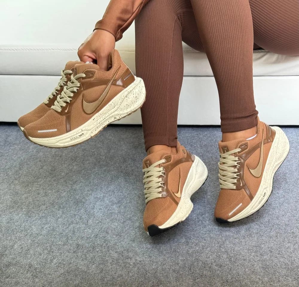 Tênis Nike Pegasus 41 Marrom/Bege — foto 2