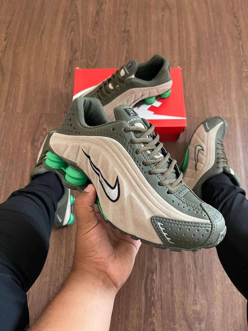 Tênis Nike Shox R4 — foto 2