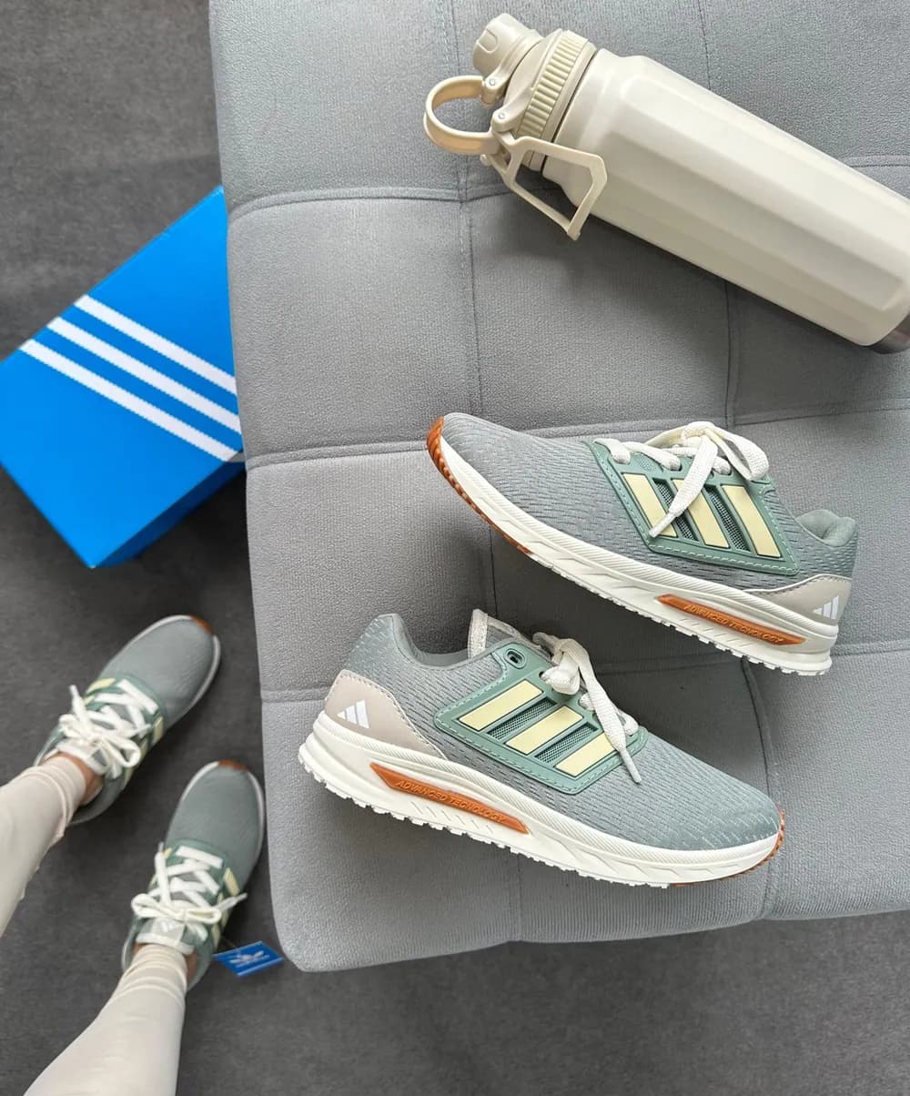 Tênis Adidas Advanced — foto 3