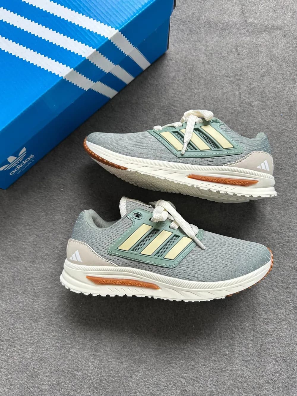 Tênis Adidas Advanced — foto 4