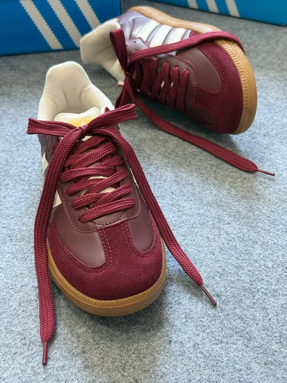 Tênis Adidas Samba Sintético Feminino Bordo — foto 3